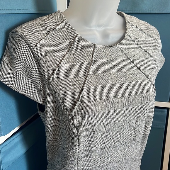 H&M Dress ๐ค - Picture 2 of 10